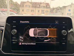 VW T-Roc R-LINE ***IQ DRIVE PAKET & ANHÄNGERKUPLUNG***