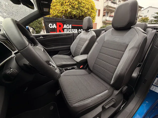 VW T-Roc R-LINE ***IQ DRIVE PAKET & ANHÄNGERKUPLUNG***