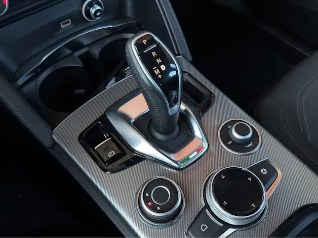 ALFA ROMEO Stelvio 2.0 MA 280 AT8 Sprint Q4