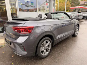 VW T-Roc R-LINE ***IQ DRIVE PAKET & ANHÄNGERKUPLUNG***