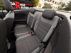 VW T-Roc R-LINE ***IQ DRIVE PAKET & ANHÄNGERKUPLUNG***