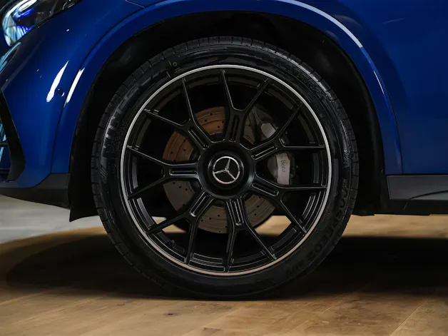 MERCEDES-BENZ GLC 300 d AMG Line 4Matic 9G-Tronic *Werksgarantie*21" Felgen*DIGITAL LIGHT*
