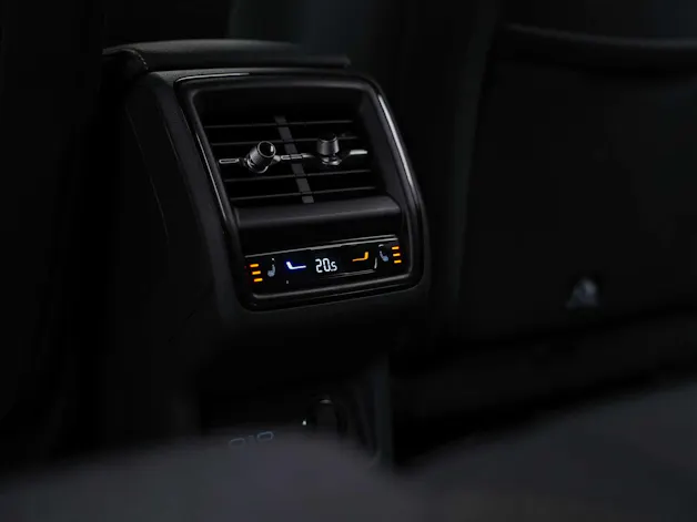 SKODA Kodiaq 1.5 TSI mHEV Selection *Facelift*Werksgarantie*7 Plätzer*