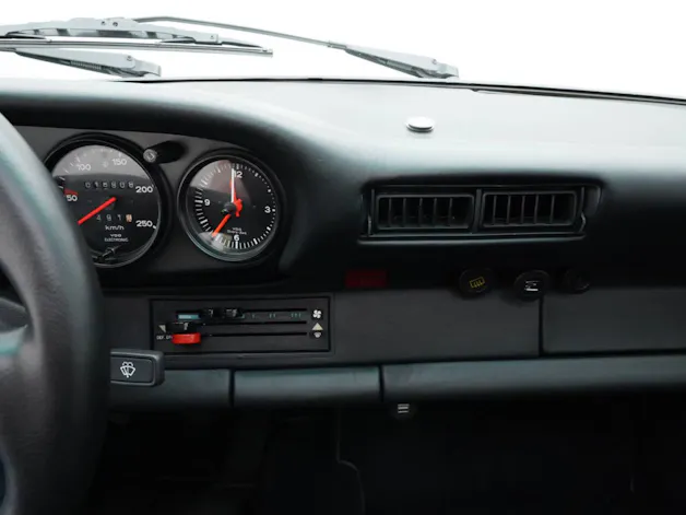 PORSCHE 911 SC Coupé