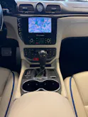 MASERATI GranCabrio MC Centennial Edition | CH Fahrzeug | Leder Weiss | CARBON | 100. Geburtstags von Maserati | LIMITIERT |