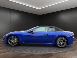 MASERATI GranCabrio MC Centennial Edition | CH Fahrzeug | Leder Weiss | CARBON | 100. Geburtstags von Maserati | LIMITIERT |