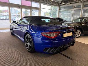 MASERATI GranCabrio MC Centennial Edition | CH Fahrzeug | Leder Weiss | CARBON | 100. Geburtstags von Maserati | LIMITIERT |