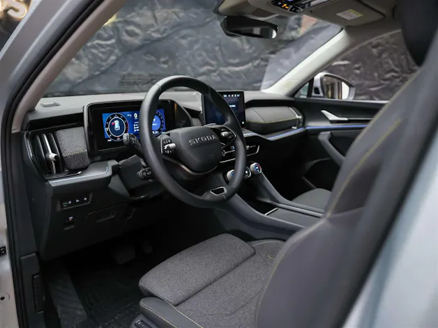 SKODA Kodiaq 1.5 TSI mHEV Selection *Facelift*Werksgarantie*7 Plätzer*