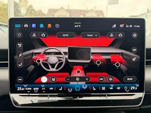VW ID.7 Tourer Pro 286 PS ***ANHÄNGERKUPPLUNG***