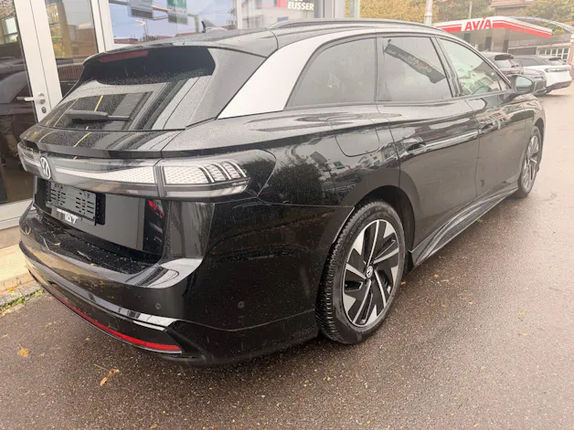 VW ID.7 Tourer Pro 286 PS ***ANHÄNGERKUPPLUNG***