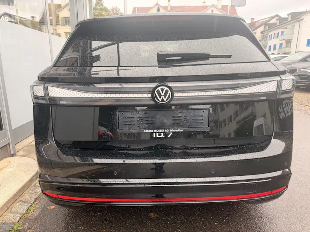 VW ID.7 Tourer Pro 286 PS ***ANHÄNGERKUPPLUNG***