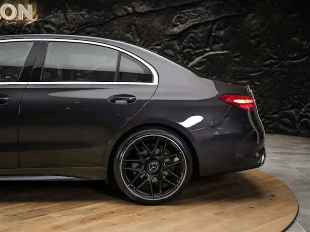MERCEDES-BENZ C 300 AMG Line *Werksgarantie*20" Felgen*Ambientebeleuchtung*