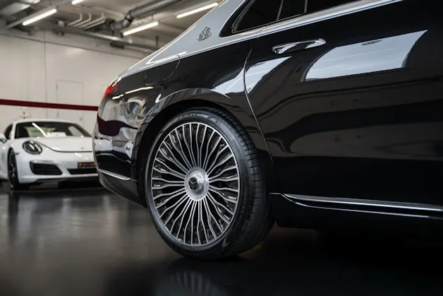 MERCEDES-BENZ S 680 4Matic Maybach 9G-Tronic