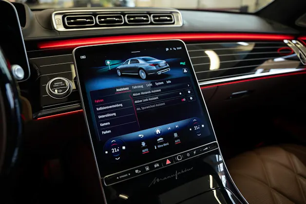 MERCEDES-BENZ S 680 4Matic Maybach 9G-Tronic