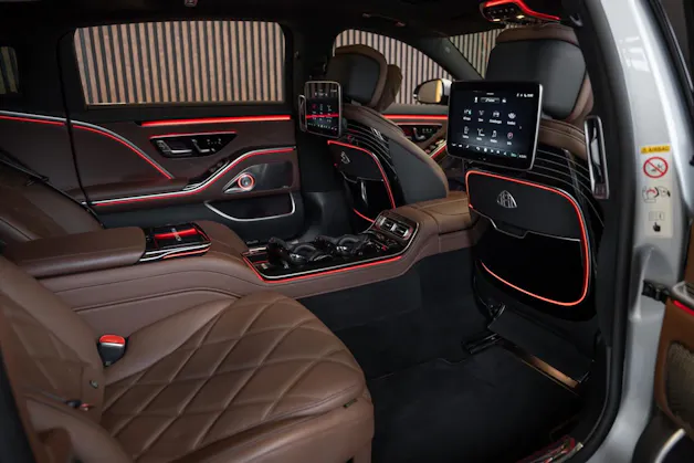 MERCEDES-BENZ S 680 4Matic Maybach 9G-Tronic