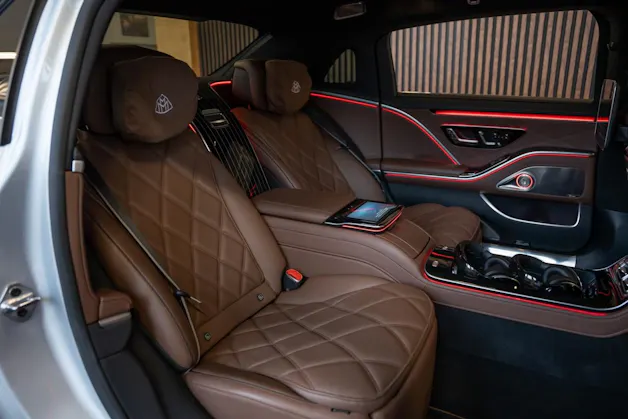 MERCEDES-BENZ S 680 4Matic Maybach 9G-Tronic