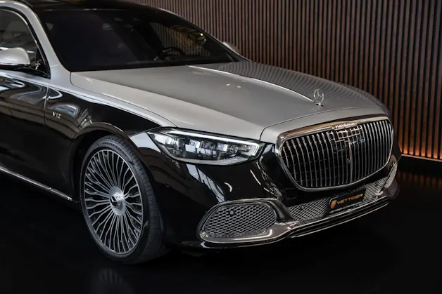 MERCEDES-BENZ S 680 4Matic Maybach 9G-Tronic