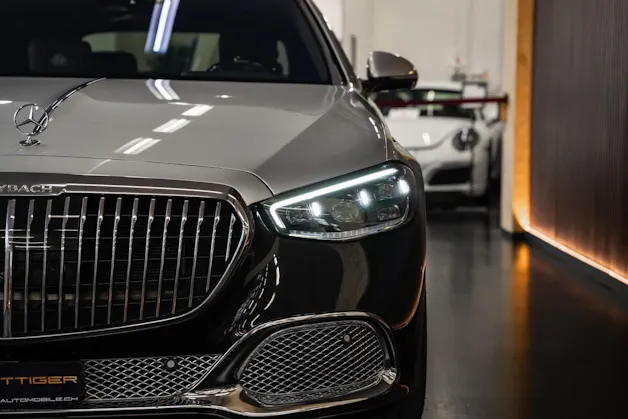 MERCEDES-BENZ S 680 4Matic Maybach 9G-Tronic