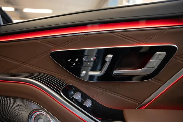 MERCEDES-BENZ S 680 4Matic Maybach 9G-Tronic