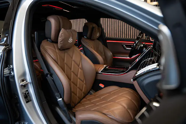 MERCEDES-BENZ S 680 4Matic Maybach 9G-Tronic
