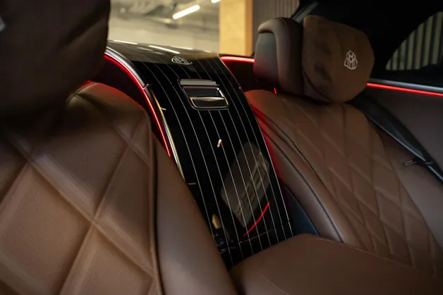 MERCEDES-BENZ S 680 4Matic Maybach 9G-Tronic