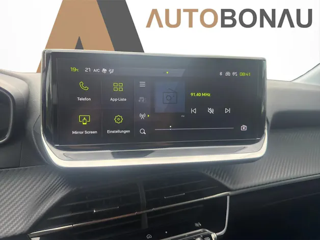 PEUGEOT 208 1.2 Hybrid Allure