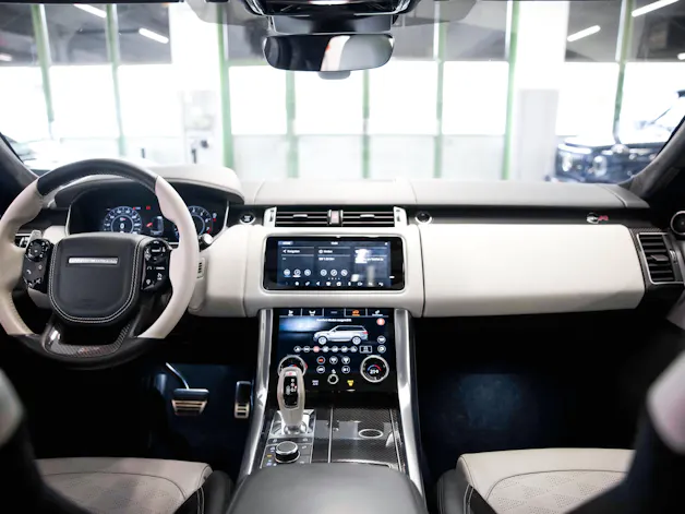 Land Rover Range Rover Sport 575 5.0 V8 S/C SVR