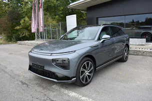 XPENG G9 93kWh Performance AWD mit Anhängerkupplung