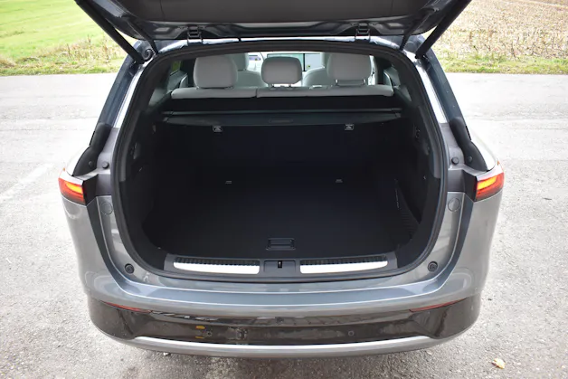 XPENG G9 93kWh Performance AWD mit Anhängerkupplung