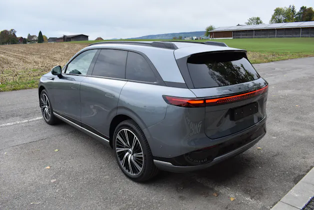 XPENG G9 93kWh Performance AWD mit Anhängerkupplung
