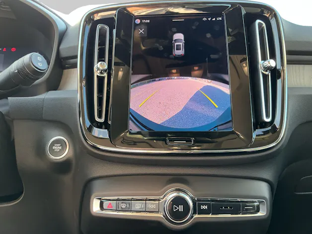 VOLVO XC40 B3 Benzin Mild Hybrid Xcite DCT