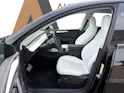 Tesla Model Y Performance D SOH 95.5% Weisses Interieur