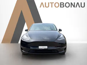 Tesla Model Y Performance D SOH 95.5% Weisses Interieur