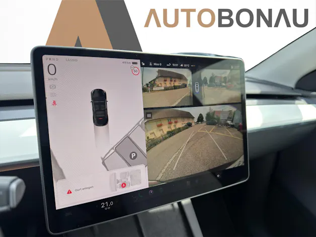 Tesla Model Y Performance D SOH 95.5% Weisses Interieur