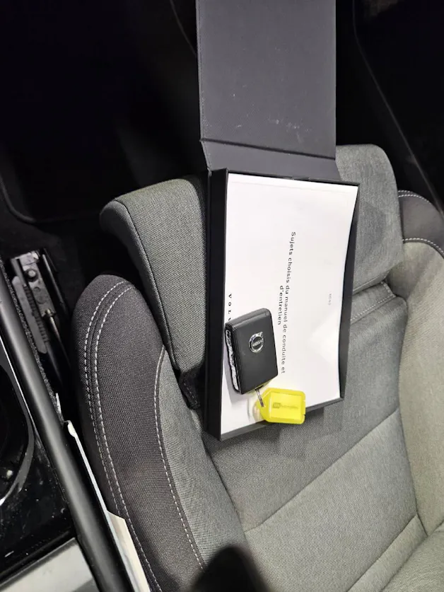 VOLVO XC40 2.0 B4 MH Plus Bright AWD