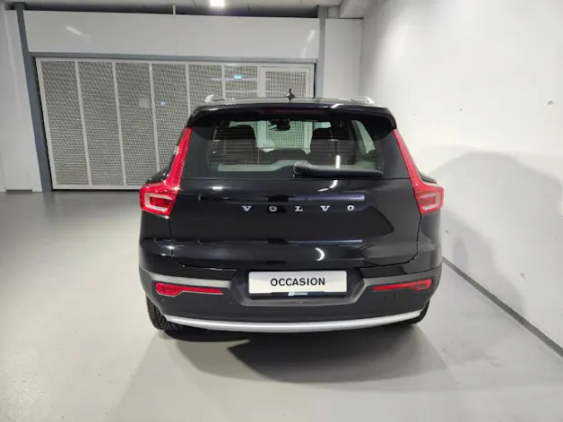 VOLVO XC40 2.0 B4 MH Plus Bright AWD