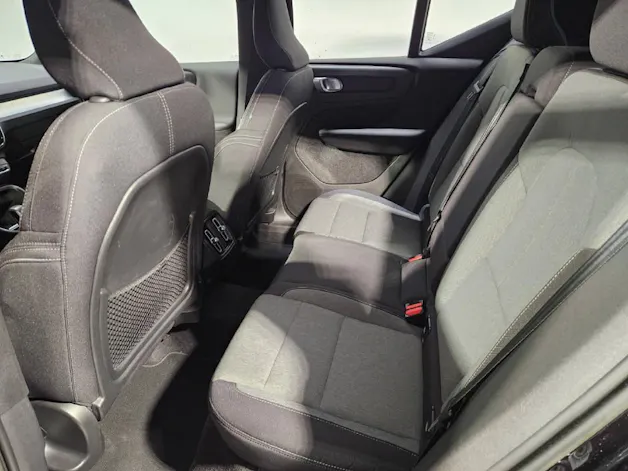VOLVO XC40 2.0 B4 MH Plus Bright AWD