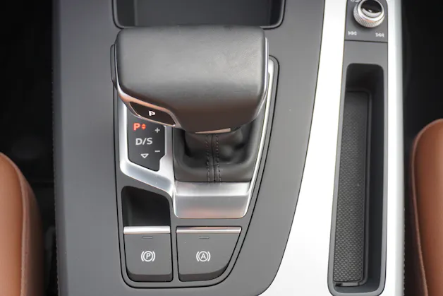 AUDI Q5 55 TFSI e PHEV S line quattro S-tronic