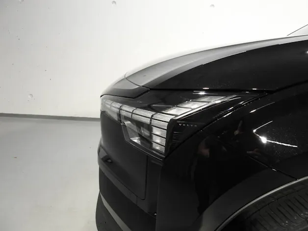 VOLVO EX 30 E60 Plus Swiss Black Edition