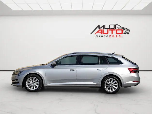 SKODA Superb Combi 2.0 TDi Style 4x4 DSG
