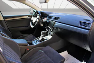 SKODA Superb Combi 2.0 TDi Style 4x4 DSG