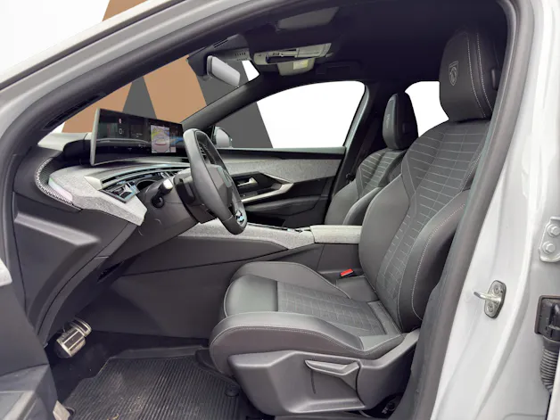 PEUGEOT 5008 1.2 Hybrid e-DCS6 GT 7 Plätzer