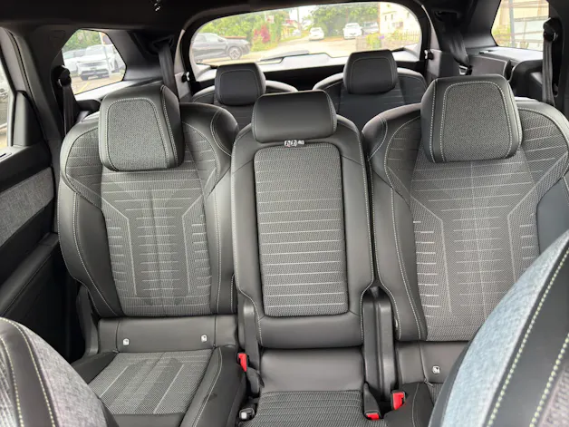 PEUGEOT 5008 1.2 Hybrid e-DCS6 GT 7 Plätzer