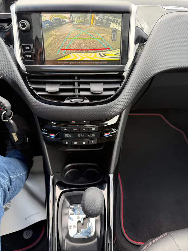 PEUGEOT 2008 1.2 PureTech GT Line EAT6