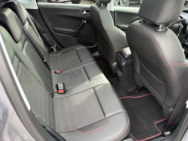 PEUGEOT 2008 1.2 PureTech GT Line EAT6