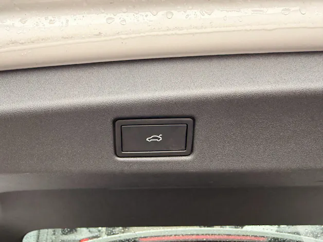 VW ID.7 Tourer Pro 286 PS ***ANHÄNGERKUPPLUNG***