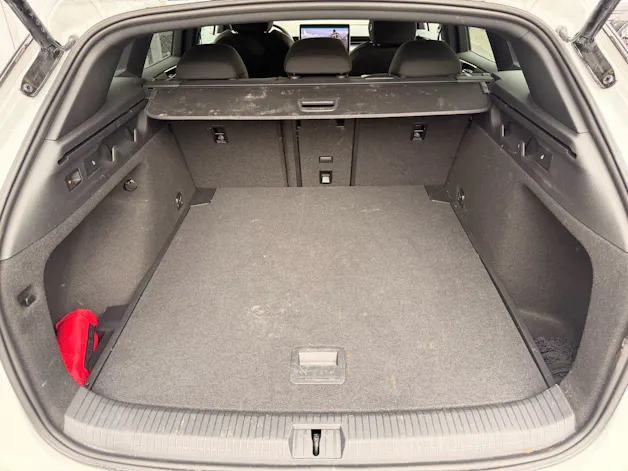 VW ID.7 Tourer Pro 286 PS ***ANHÄNGERKUPPLUNG***
