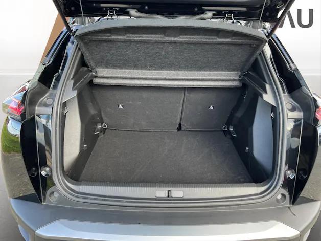 PEUGEOT 2008 1.2 Hybrid 145 Style