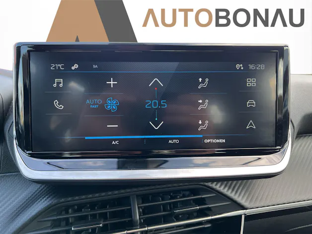 PEUGEOT 2008 1.2 Hybrid 145 Style
