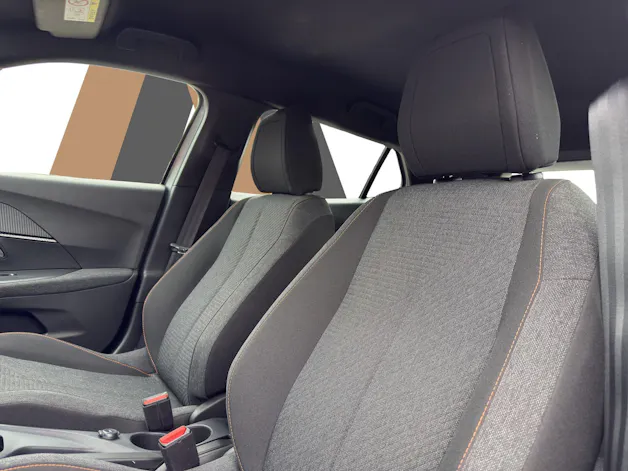 PEUGEOT 2008 1.2 Hybrid 145 Style
